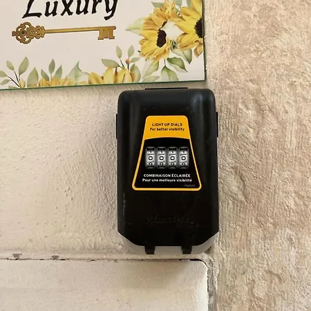 Luxury Margo דירה *