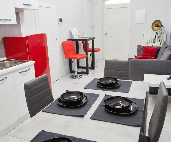 Luxury Margo アパート *